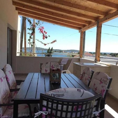 Holiday Home Rustika Drvenik Mali Exterior photo